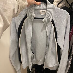 Obey sweater